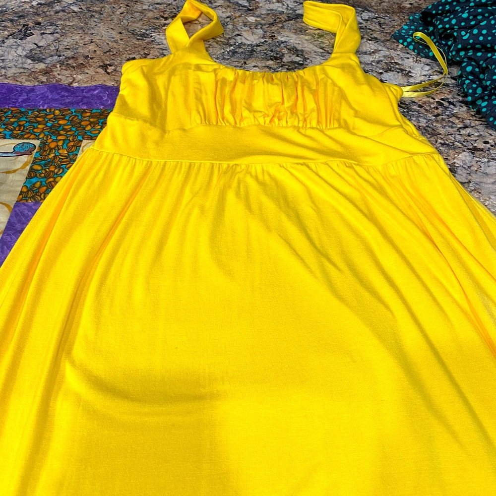 Yellow dress.